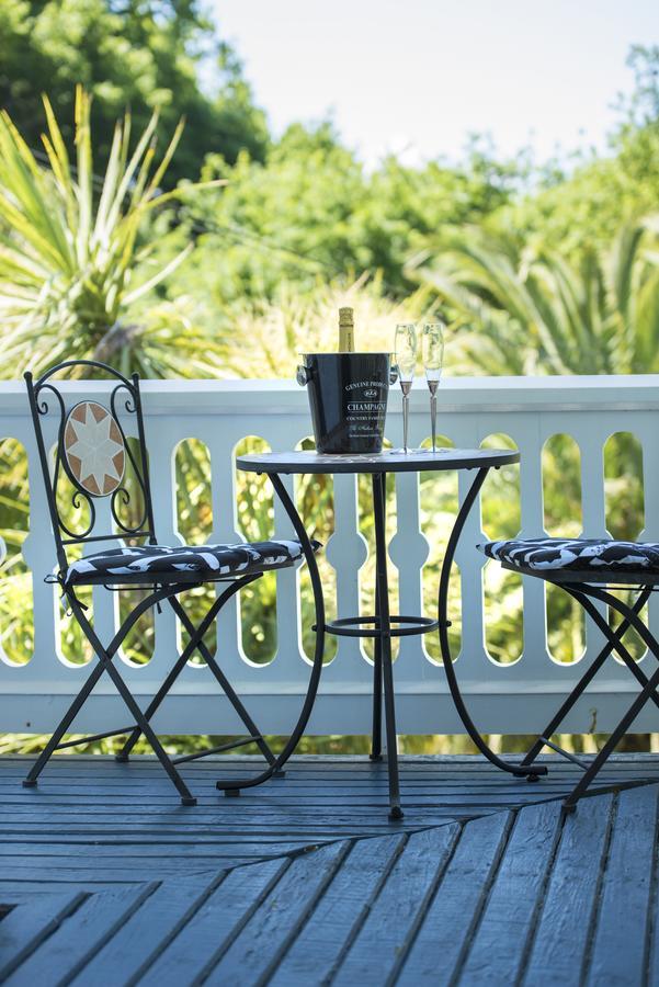 Sennen House Boutique Accommodation Пиктон Экстерьер фото